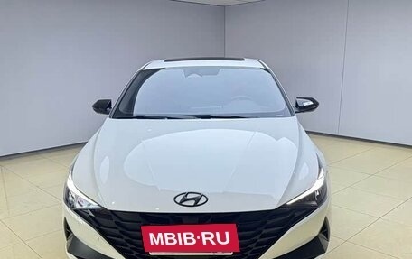 Hyundai Elantra, 2022 год, 1 530 000 рублей, 2 фотография