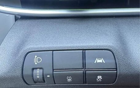 Hyundai Elantra, 2022 год, 1 530 000 рублей, 19 фотография