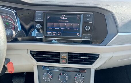 Volkswagen Jetta VII, 2019 год, 1 527 000 рублей, 17 фотография