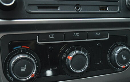 Volkswagen Jetta VI, 2018 год, 1 600 000 рублей, 10 фотография