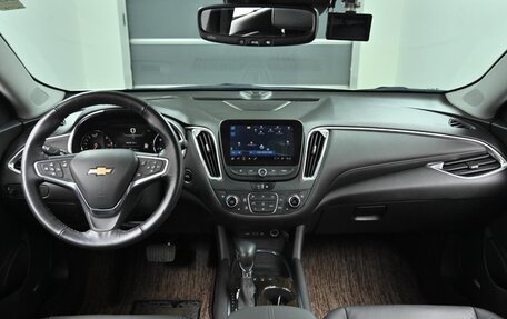 Chevrolet Malibu IX, 2022 год, 2 088 000 рублей, 6 фотография