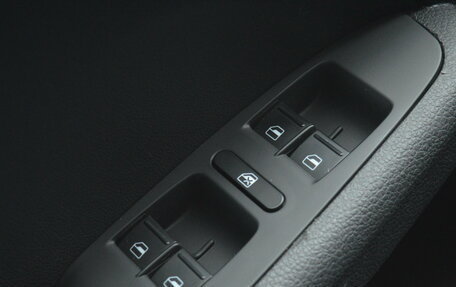 Volkswagen Jetta VI, 2018 год, 1 600 000 рублей, 12 фотография