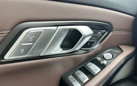 BMW 3 серия, 2023 год, 3 289 777 рублей, 9 фотография