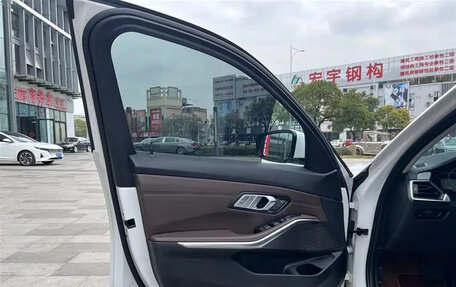 BMW 3 серия, 2023 год, 3 289 777 рублей, 20 фотография