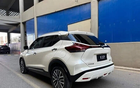 Nissan Kicks I, 2022 год, 1 200 000 рублей, 5 фотография