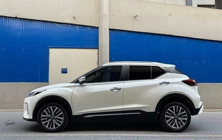 Nissan Kicks I, 2022 год, 1 200 000 рублей, 4 фотография