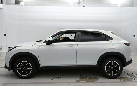 Honda Vezel, 2022 год, 2 140 000 рублей, 6 фотография