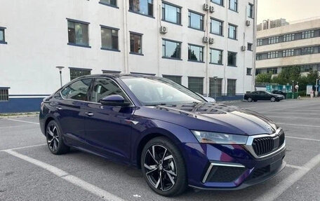 Skoda Octavia IV, 2025 год, 2 250 000 рублей, 2 фотография