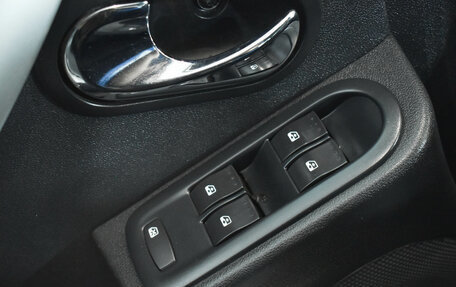 Nissan Terrano III, 2015 год, 1 100 000 рублей, 13 фотография