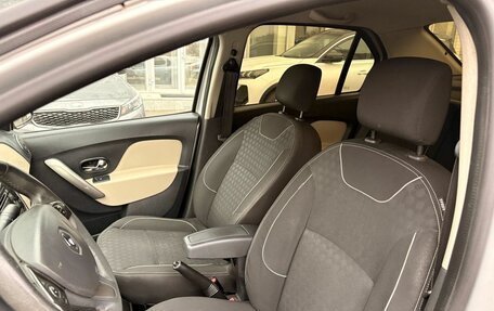 Renault Logan II, 2015 год, 749 000 рублей, 18 фотография