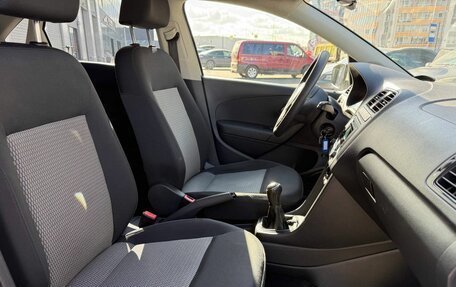 Volkswagen Polo VI (EU Market), 2013 год, 595 000 рублей, 10 фотография