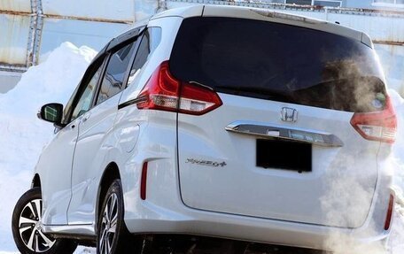 Honda Freed II, 2019 год, 1 070 000 рублей, 5 фотография