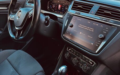 Volkswagen Tiguan II, 2020 год, 2 950 000 рублей, 4 фотография