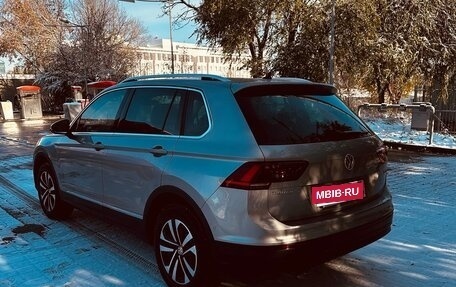 Volkswagen Tiguan II, 2020 год, 2 950 000 рублей, 10 фотография