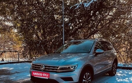 Volkswagen Tiguan II, 2020 год, 2 950 000 рублей, 13 фотография