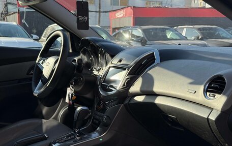 Chevrolet Cruze II, 2013 год, 700 000 рублей, 19 фотография