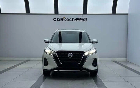 Nissan Kicks I, 2022 год, 1 290 000 рублей, 2 фотография