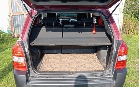 Hyundai Tucson III, 2006 год, 900 000 рублей, 2 фотография