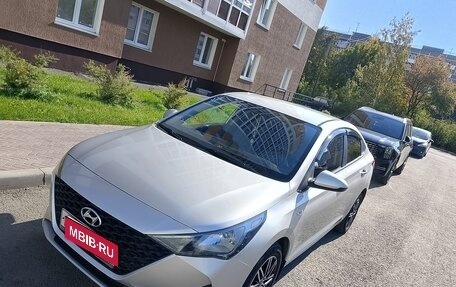 Hyundai Solaris II рестайлинг, 2021 год, 1 450 000 рублей, 1 фотография