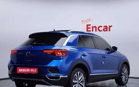 Volkswagen T-Roc I, 2022 год, 1 660 000 рублей, 5 фотография