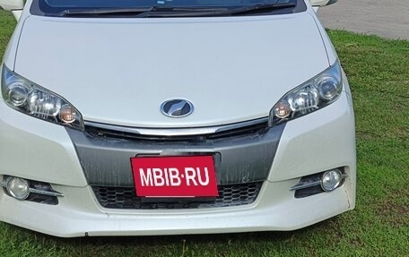 Toyota Wish II, 2012 год, 1 430 000 рублей, 2 фотография