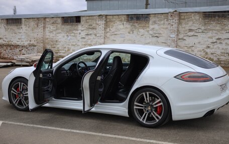 Porsche Panamera II рестайлинг, 2012 год, 2 900 000 рублей, 28 фотография