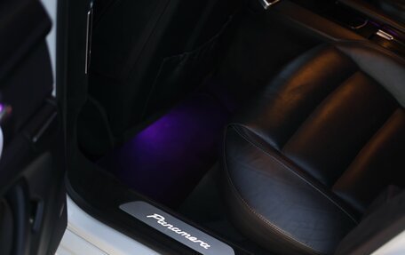 Porsche Panamera II рестайлинг, 2012 год, 2 900 000 рублей, 38 фотография