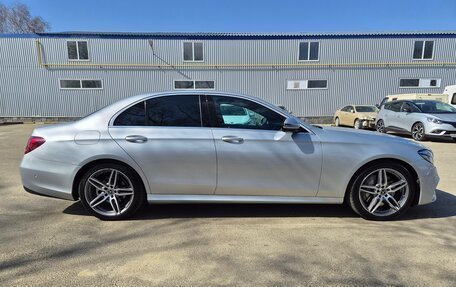 Mercedes-Benz E-Класс, 2017 год, 3 150 000 рублей, 14 фотография