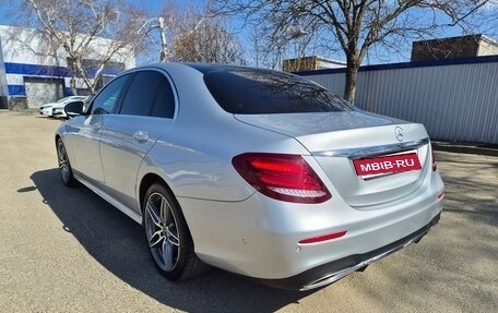 Mercedes-Benz E-Класс, 2017 год, 3 150 000 рублей, 12 фотография