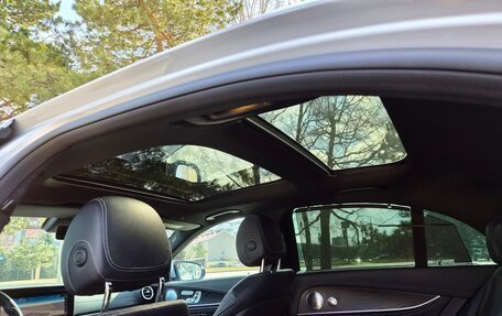 Mercedes-Benz E-Класс, 2017 год, 3 150 000 рублей, 28 фотография