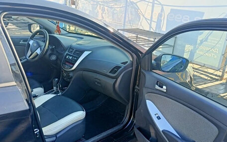 Hyundai Solaris II рестайлинг, 2013 год, 630 000 рублей, 7 фотография