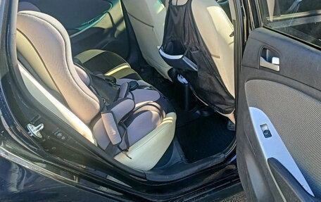 Hyundai Solaris II рестайлинг, 2013 год, 630 000 рублей, 8 фотография