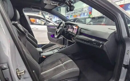 Volkswagen Golf VIII, 2023 год, 2 000 000 рублей, 9 фотография