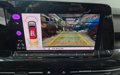 Volkswagen Golf VIII, 2023 год, 2 000 000 рублей, 6 фотография