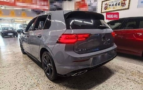 Volkswagen Golf VIII, 2023 год, 2 000 000 рублей, 4 фотография