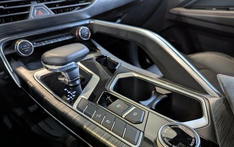 Geely Tugella FY11, 2024 год, 2 990 000 рублей, 23 фотография