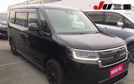 Honda Stepwgn, 2023 год, 2 230 000 рублей, 2 фотография