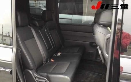 Honda Stepwgn, 2023 год, 2 230 000 рублей, 9 фотография