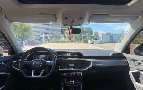 Audi Q3, 2022 год, 2 460 000 рублей, 11 фотография