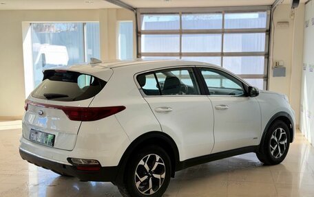 KIA Sportage IV рестайлинг, 2021 год, 1 699 000 рублей, 7 фотография