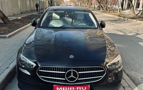 Mercedes-Benz E-Класс, 2020 год, 5 300 000 рублей, 1 фотография