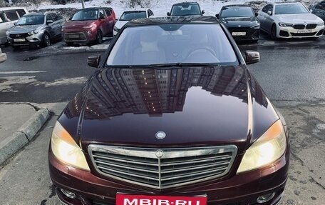 Mercedes-Benz C-Класс, 2009 год, 1 100 000 рублей, 1 фотография