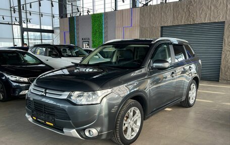 Mitsubishi Outlander III рестайлинг 3, 2014 год, 1 510 000 рублей, 1 фотография