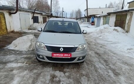 Renault Logan I, 2011 год, 580 000 рублей, 1 фотография