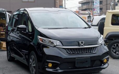 Honda Freed II, 2023 год, 1 250 000 рублей, 1 фотография