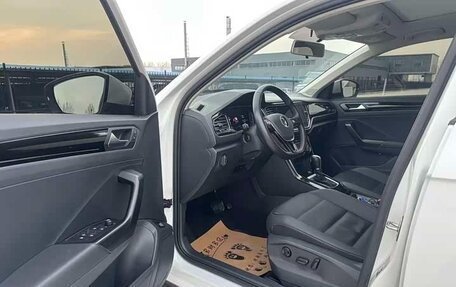 Volkswagen T-Roc I, 2022 год, 1 986 000 рублей, 11 фотография