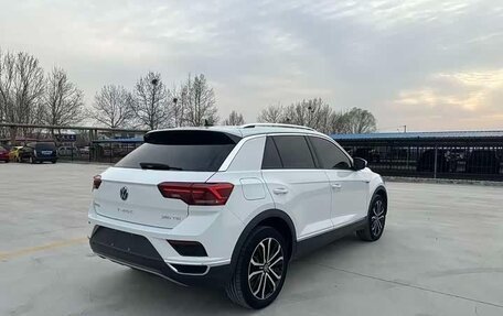 Volkswagen T-Roc I, 2022 год, 1 986 000 рублей, 5 фотография