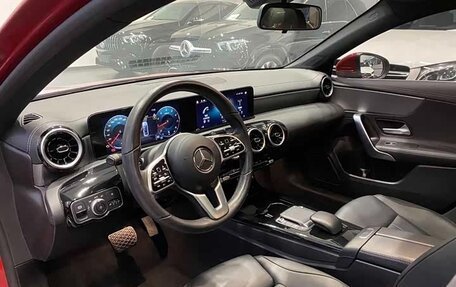 Mercedes-Benz A-Класс, 2022 год, 2 116 000 рублей, 10 фотография