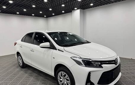 Toyota Vios III, 2022 год, 1 308 000 рублей, 2 фотография