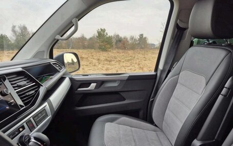 Volkswagen Multivan T6 рестайлинг, 2024 год, 5 440 000 рублей, 11 фотография